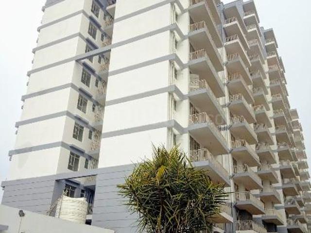 1 BHK Apartment in Sector 104 for resale Gurgaon. The reference number is 17995816
