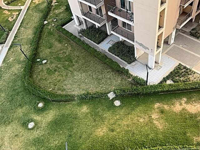 1 BHK Apartment in Sector 108 for resale Gurgaon. The reference number is 19989803