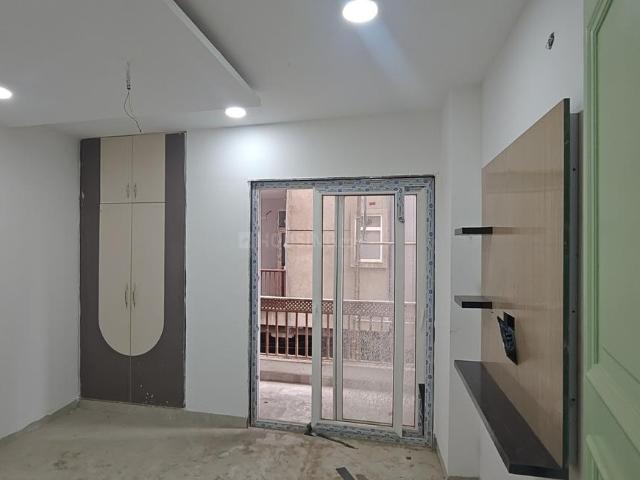 1 BHK Apartment in Sector 110 for resale Noida. The reference number is 20676369
