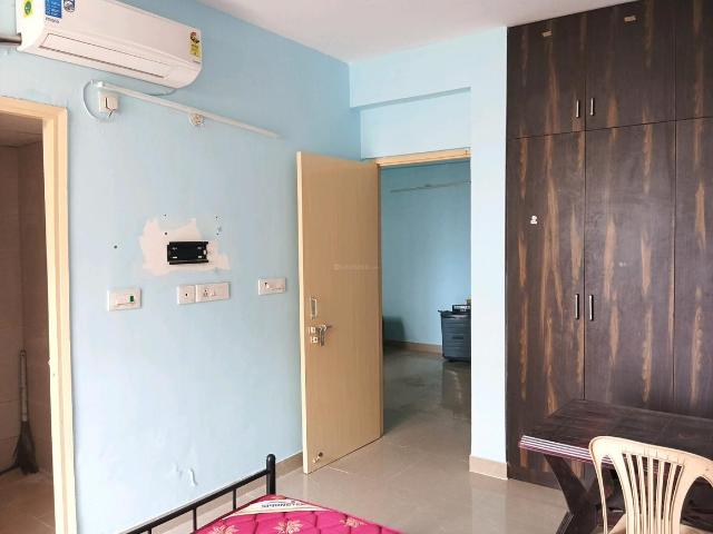 1 BHK Apartment in Sector 111 for resale Gurgaon. The reference number is 19477025