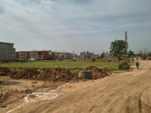 1 BHK Apartment in Sector 115 for resale Mohali. The reference number is 20091828