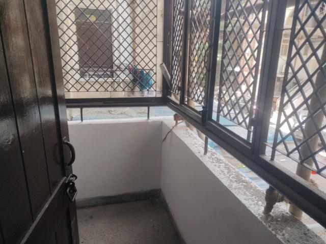 1 BHK Apartment in Sector 11 Dwarka for rent New Delhi. The reference number is 18392960