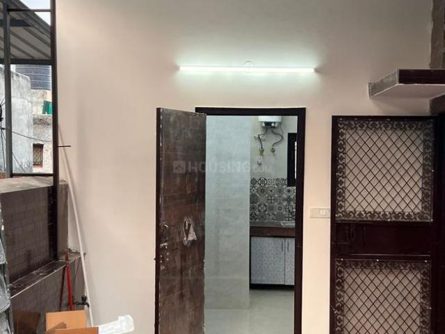 1 BHK Apartment in Sector 11 Dwarka for rent New Delhi. The reference number is 19631000