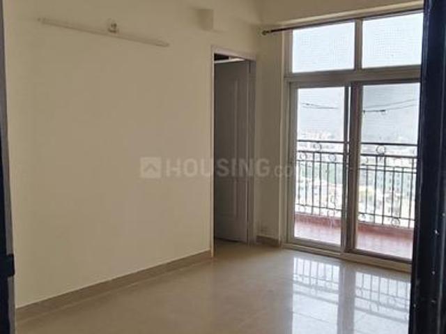 1 BHK Apartment in Sector 120 for rent Noida. The reference number is 20550572