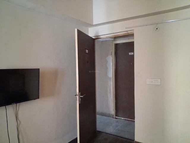 1 BHK Apartment in Sector 137 for rent Noida. The reference number is 19410190