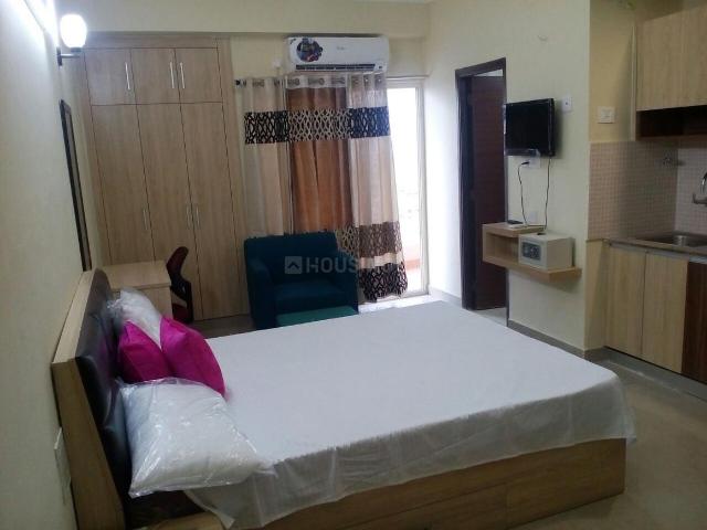 1 BHK Apartment in Sector 137 for rent Noida. The reference number is 19676072