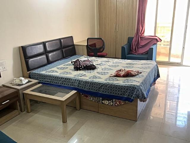 1 BHK Apartment in Sector 137 for rent Noida. The reference number is 20076549