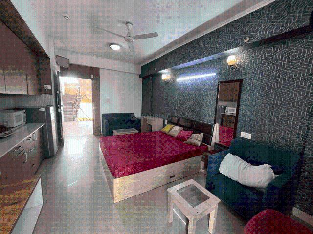 1 BHK Apartment in Sector 137 for rent Noida. The reference number is 20277303