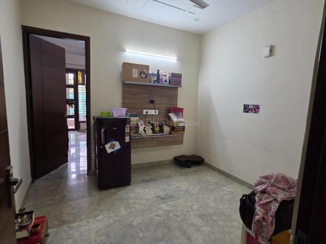 1 BHK Apartment in Sector 23A for rent Gurgaon. The reference number is 18674702