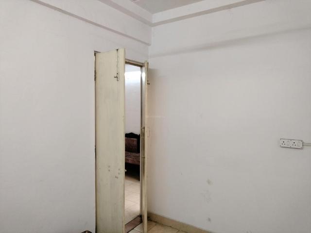 1 BHK Apartment in Sector 23B Dwarka for rent New Delhi. The reference number is 18756613