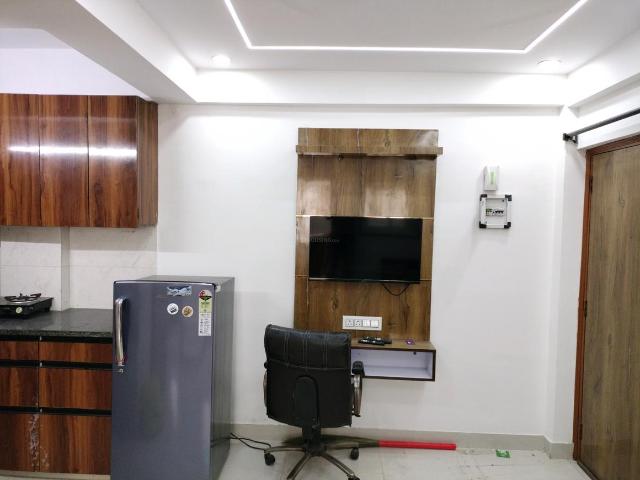 1 BHK Apartment in Sector 23B Dwarka for rent New Delhi. The reference number is 20488327