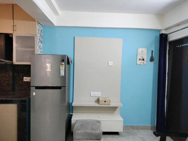 1 BHK Apartment in Sector 23B Dwarka for rent New Delhi. The reference number is 20488488