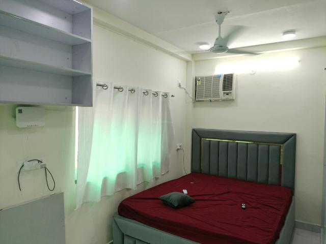 1 BHK Apartment in Sector 23B Dwarka for rent New Delhi. The reference number is 20605222