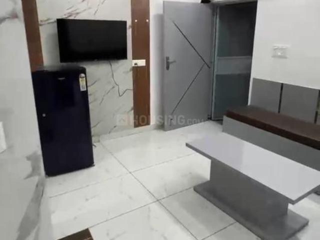 1 BHK Apartment in Sector 23B Dwarka for rent New Delhi. The reference number is 20757526