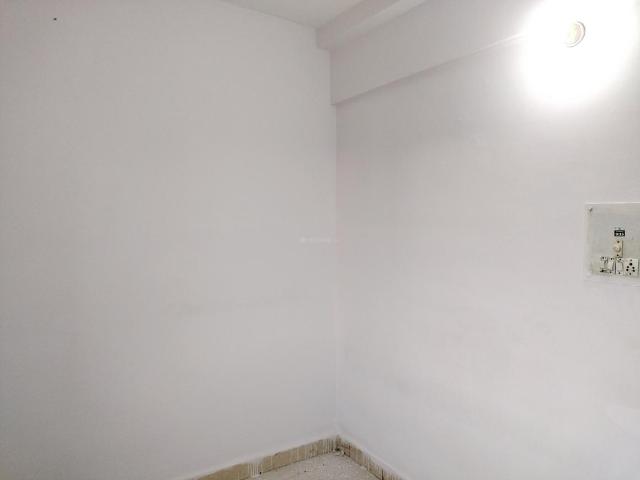 1 BHK Apartment in Sector 23B Dwarka for resale New Delhi. The reference number is 18444236