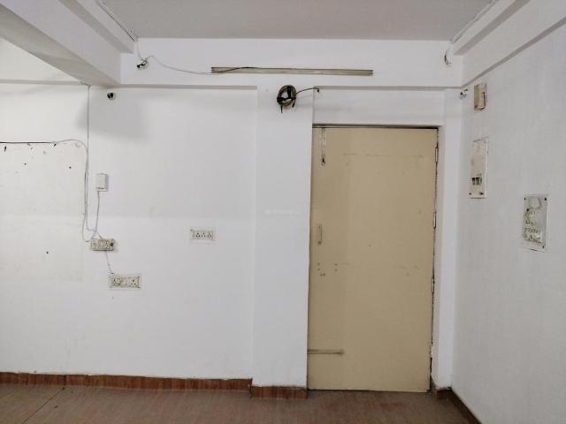 1 BHK Apartment in Sector 23B Dwarka for resale New Delhi. The reference number is 20420034