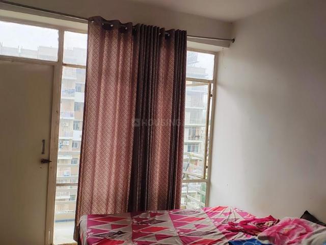 1 BHK Apartment in Sector 33 for resale Sohna. The reference number is 18161545