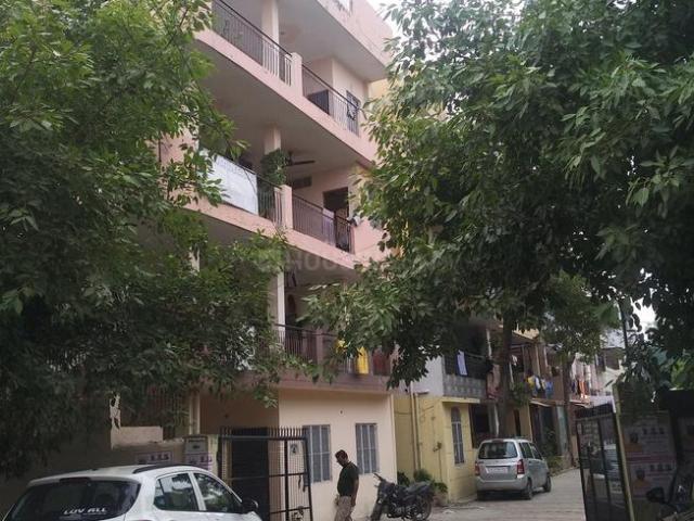 1 BHK Apartment in Sector 3 Rohini for resale Rohini. The reference number is 7584402