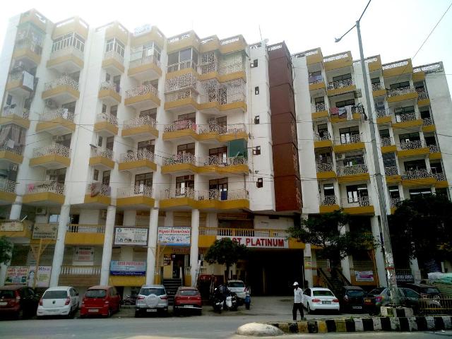 1 BHK Apartment in Sector 44 for resale Noida. The reference number is 19949802