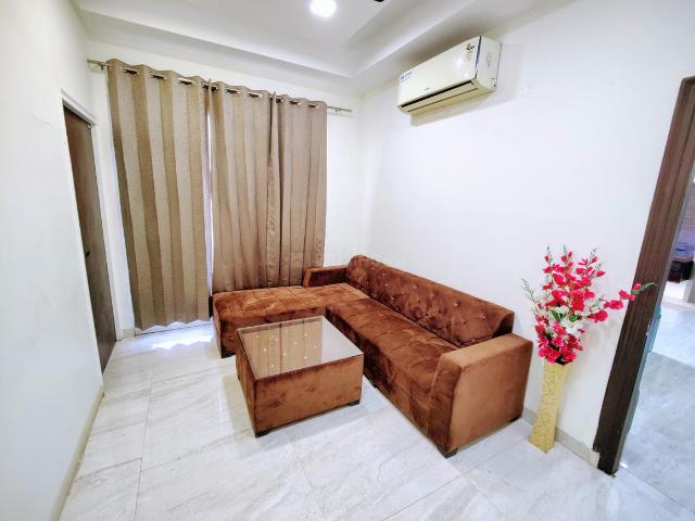 1 BHK Apartment in Sector 49 for rent Gurgaon. The reference number is 20912386