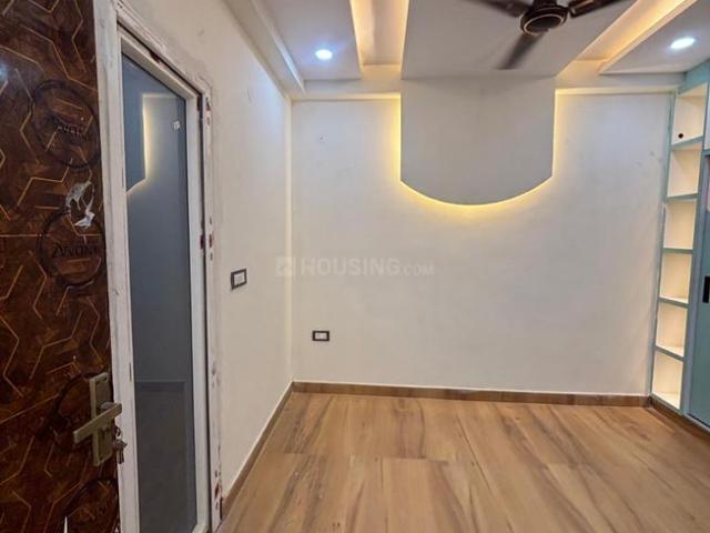 1 BHK Apartment in Sector 49 for resale Noida. The reference number is 20054365