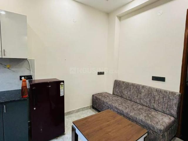 1 BHK Apartment in Sector 40 for rent Gurgaon. The reference number is 16903677