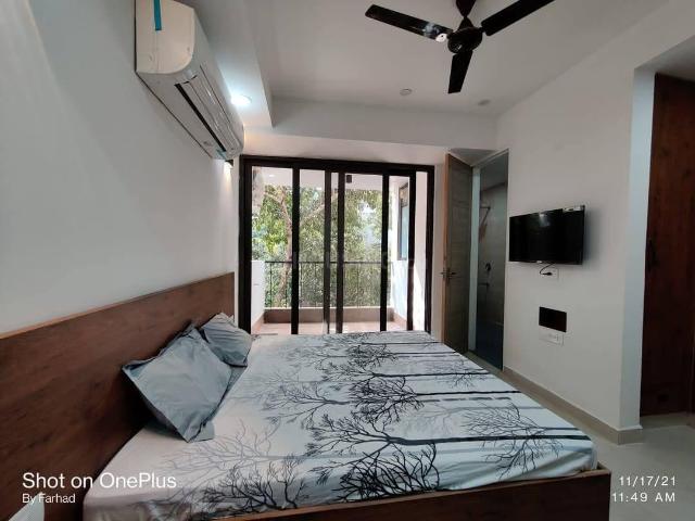 1 BHK Apartment in Sector 43 for rent Gurgaon. The reference number is 20549625