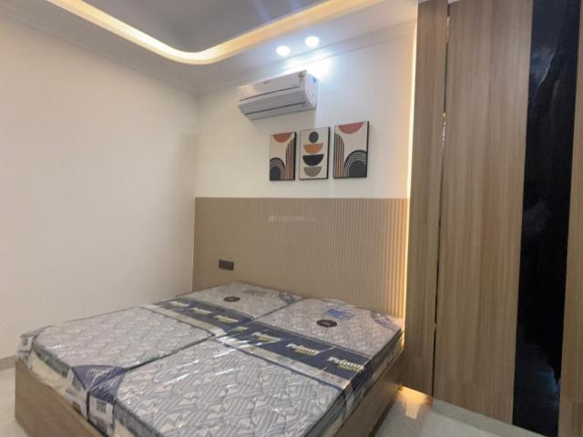 1 BHK Apartment in Sushant Lok Phase 1 for rent Gurgaon. The reference number is 20637931