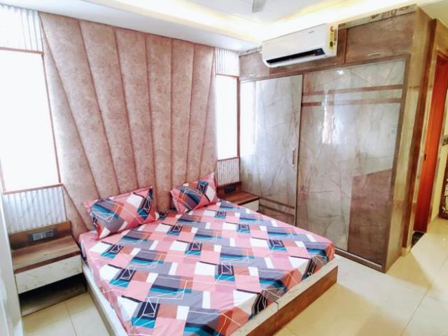 1 BHK Apartment in Sector 43 for rent Gurgaon. The reference number is 20000413