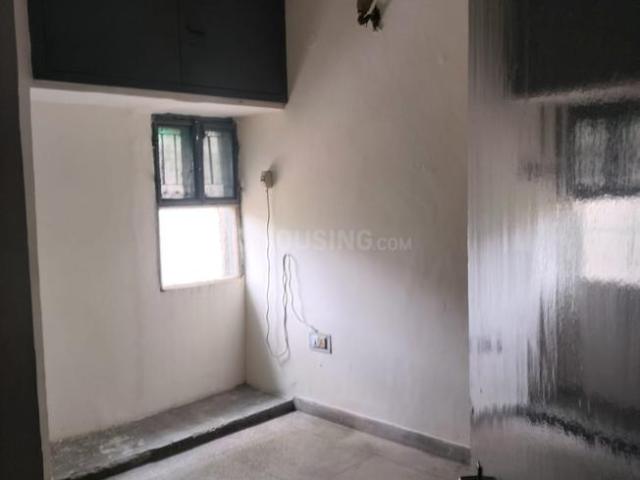 1 BHK Apartment in Sector 52 for rent Noida. The reference number is 15053783