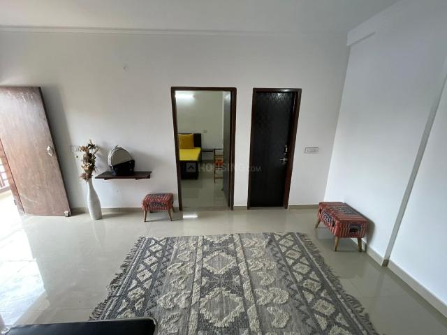 1 BHK Apartment in Sector 52 for rent Gurgaon. The reference number is 19706828