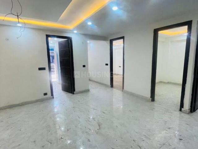 1 BHK Apartment in Sector 52 for resale Noida. The reference number is 19750430