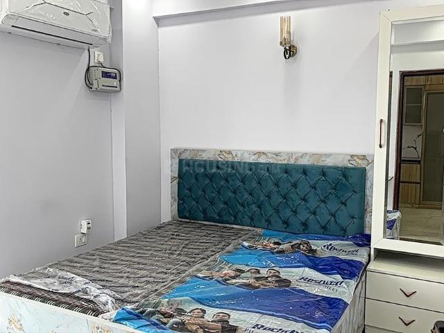 1 BHK Apartment in Sector 62 for rent Gurgaon. The reference number is 20135666
