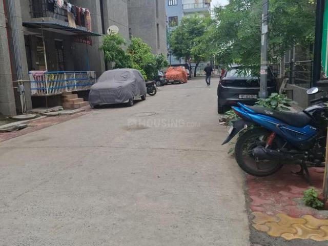 1 BHK Apartment in Sector 74 for resale Noida. The reference number is 17379310