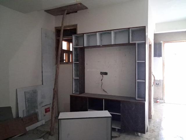1 BHK Apartment in Sector 74 for resale Noida. The reference number is 20575604