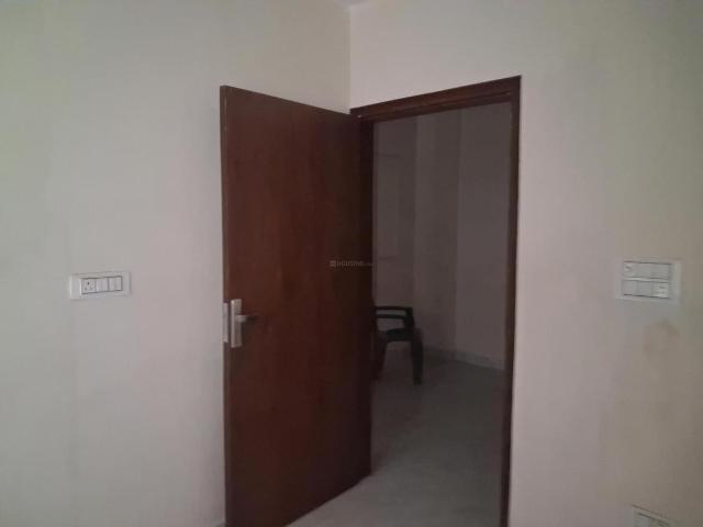 1 BHK Apartment in Sector 74 for resale Noida. The reference number is 20689776