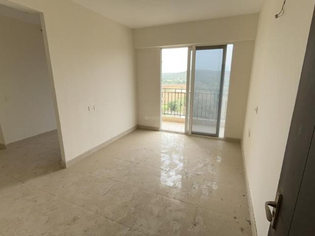 1 BHK Apartment in Sector 79 for resale Gurgaon. The reference number is 20520387