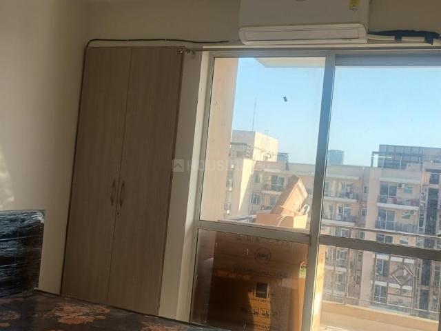 1 BHK Apartment in Sector 71 for rent Gurgaon. The reference number is 20038091