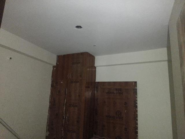 1 BHK Apartment in Sector 72 for resale Noida. The reference number is 16982482