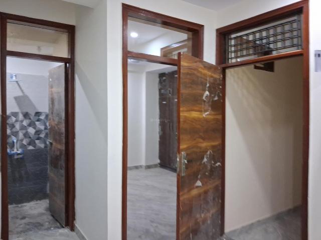 1 BHK Apartment in Sector 49 for resale Noida. The reference number is 20278032