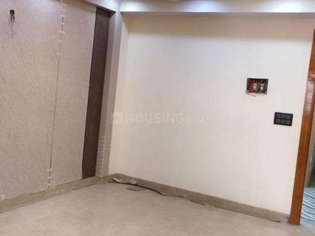 1 BHK Apartment in Sector 73 for resale Noida. The reference number is 17689844
