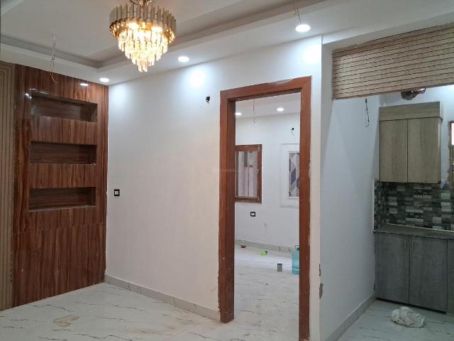 1 BHK Apartment in Sector 73 for resale Noida. The reference number is 19817296