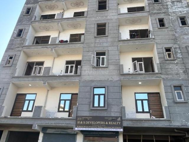 1 BHK Apartment in Sector 73 for resale Noida. The reference number is 19821930