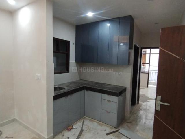 1 BHK Apartment in Sector 73 for resale Noida. The reference number is 19936571