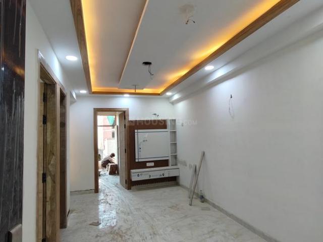 1 BHK Apartment in Sector 73 for resale Noida. The reference number is 19956472