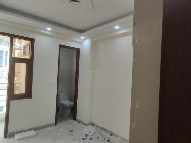 1 BHK Apartment in Sector 73 for resale Noida. The reference number is 19988942