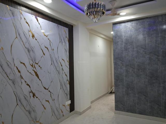 1 BHK Apartment in Sector 73 for resale Noida. The reference number is 20575848