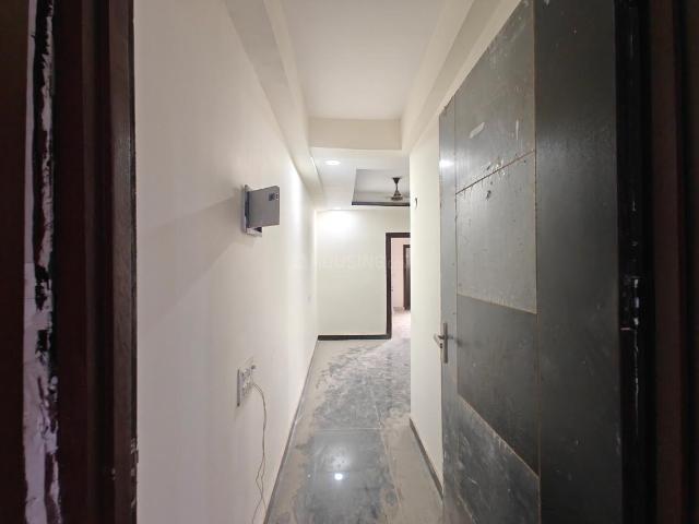1 BHK Apartment in Sector 74 for resale Noida. The reference number is 20018640