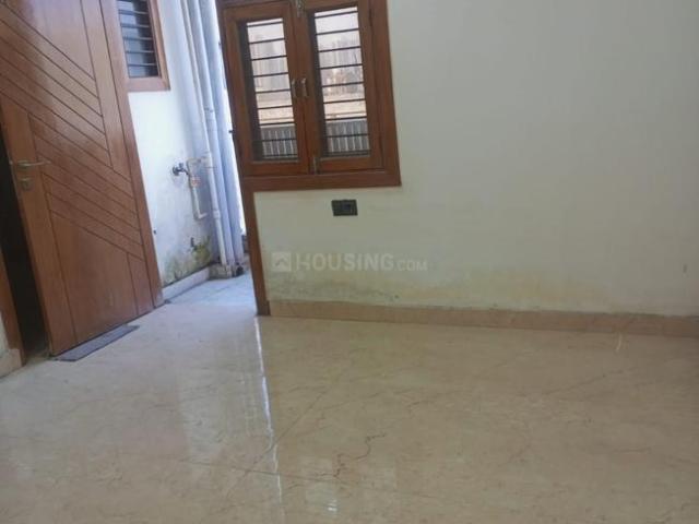 1 BHK Apartment in Sector 73 for resale Noida. The reference number is 20048049