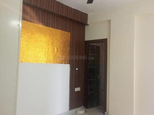 1 BHK Apartment in Sector 73 for resale Noida. The reference number is 20053624